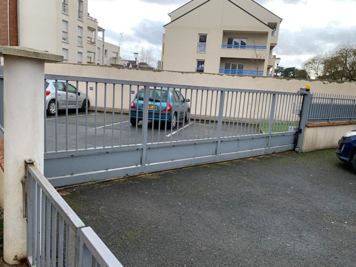 Le Micy - Joli T2 + Parking Apartment Orleans Bagian luar foto